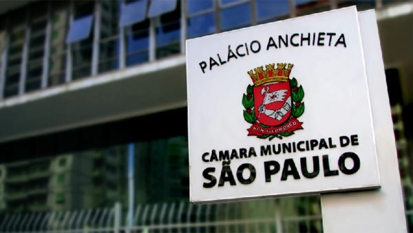 Justiça suspende até 1.068 cargos da Câmara Municipal de São Paulo ...